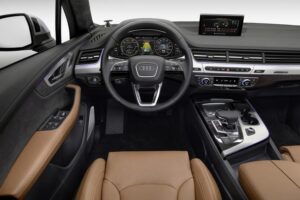 Interno Audi Q7 4M